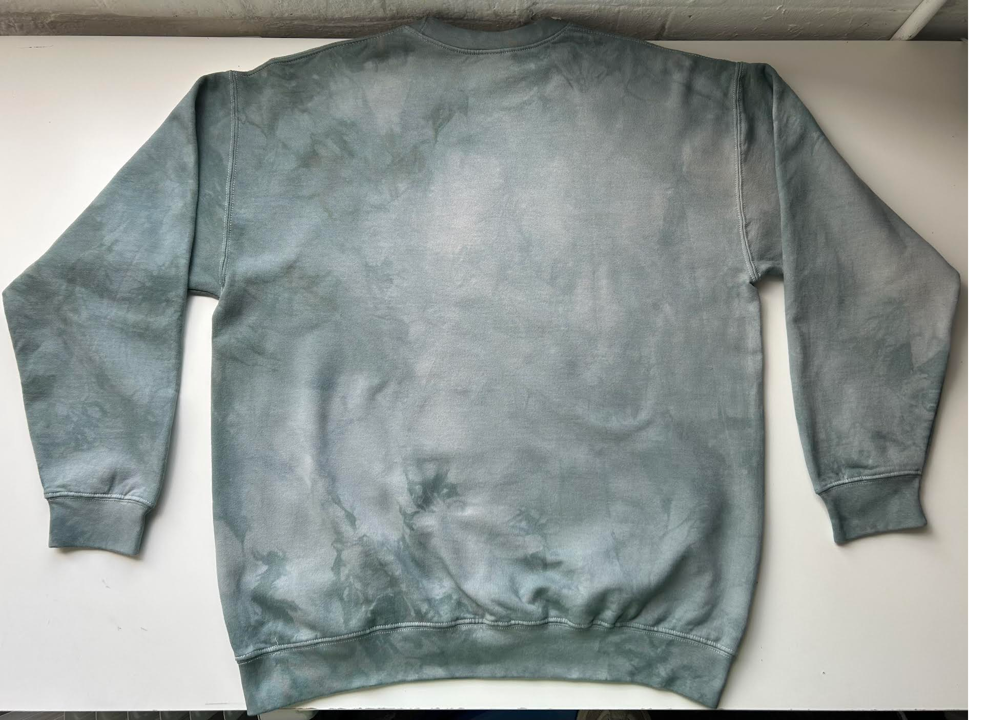 ildan organic khaki green/grey, blue, black, pink printed sweatshirt by OADC, 2026